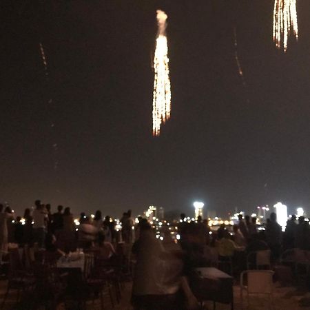 KaKa Hotel Han River Da Nang Bagian luar foto