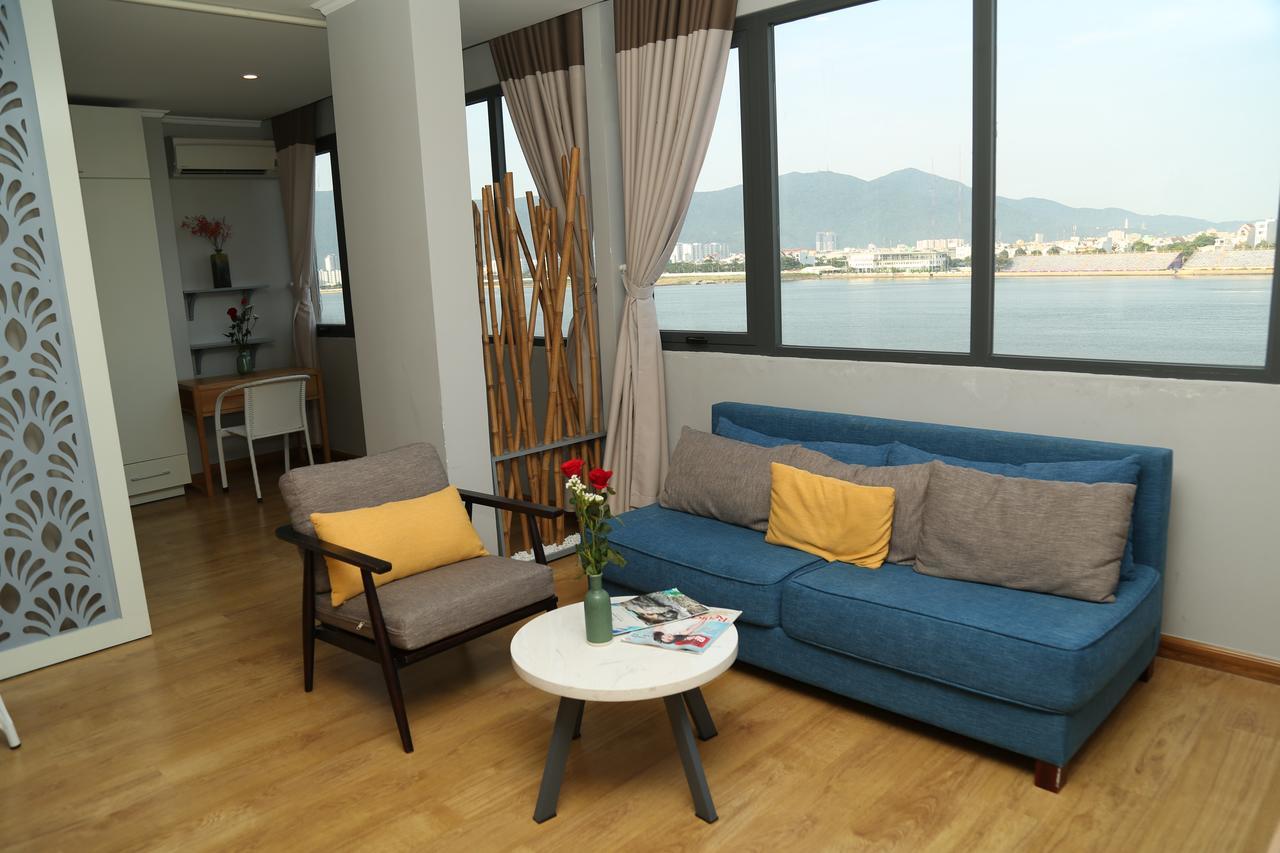 KaKa Hotel Han River Da Nang Bagian luar foto