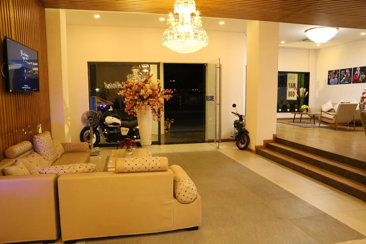 KaKa Hotel Han River Da Nang Bagian luar foto