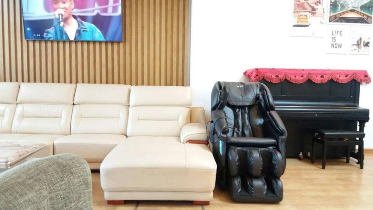 KaKa Hotel Han River Da Nang Bagian luar foto